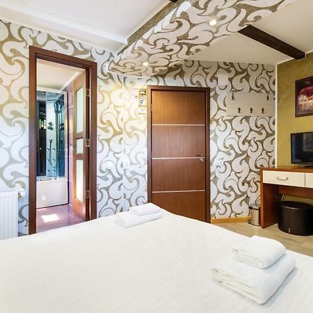 Apartamento Casa Ivett Braşov Exterior foto